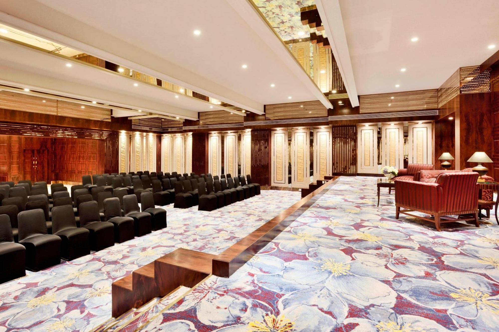 Sheraton Grand Pune Bund Garden Hotel Exterior foto