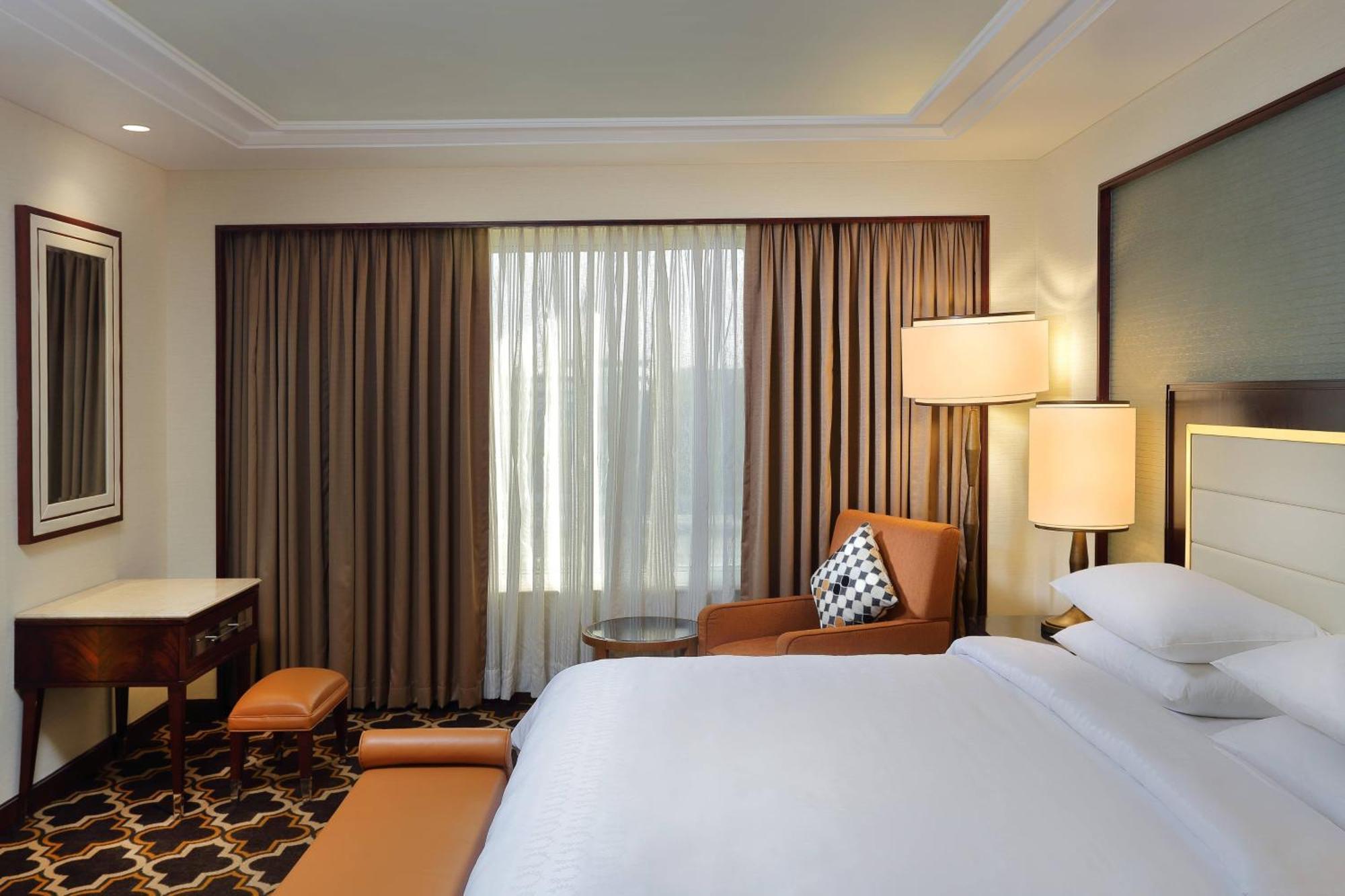 Sheraton Grand Pune Bund Garden Hotel Exterior foto