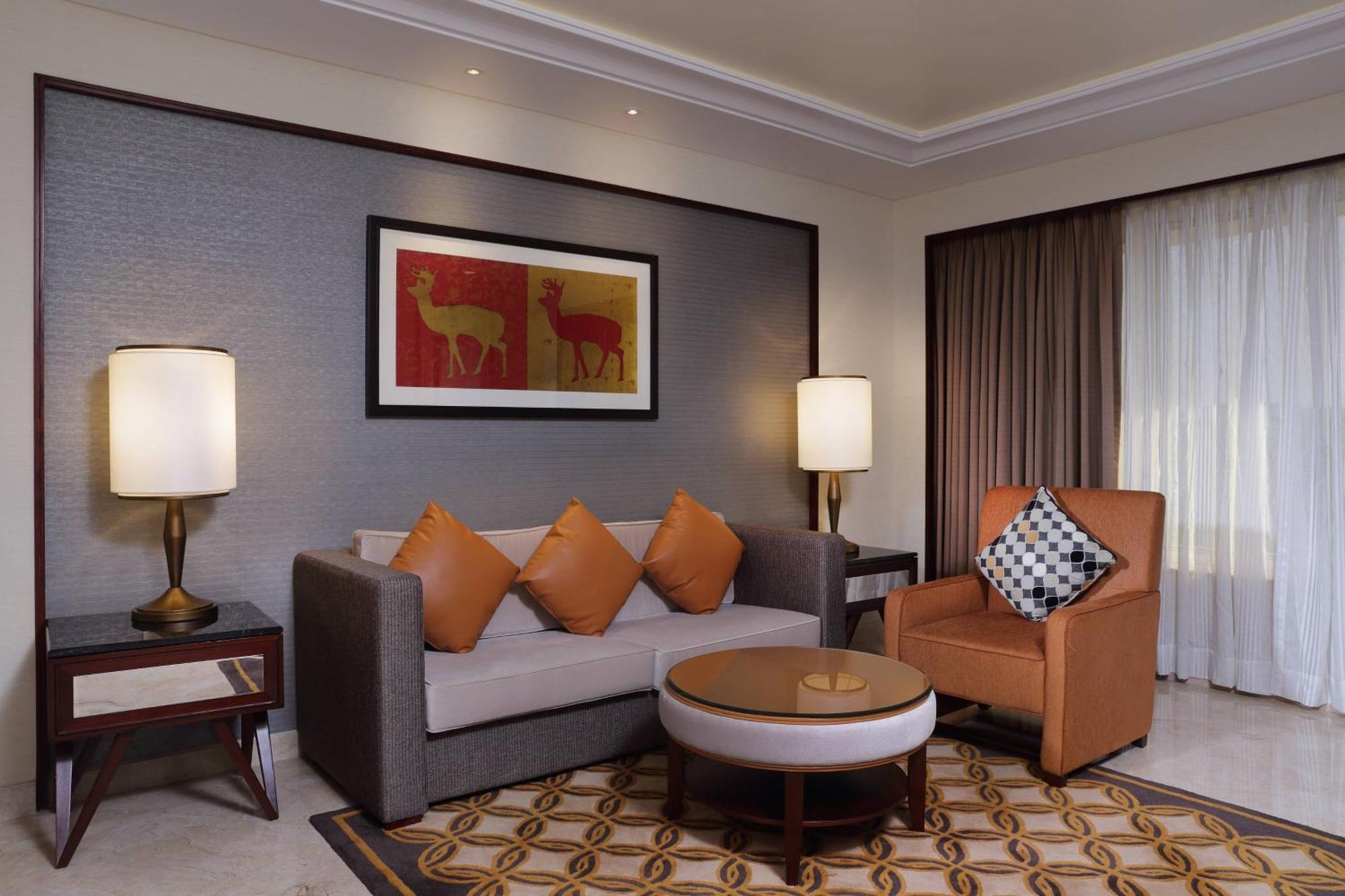 Sheraton Grand Pune Bund Garden Hotel Exterior foto