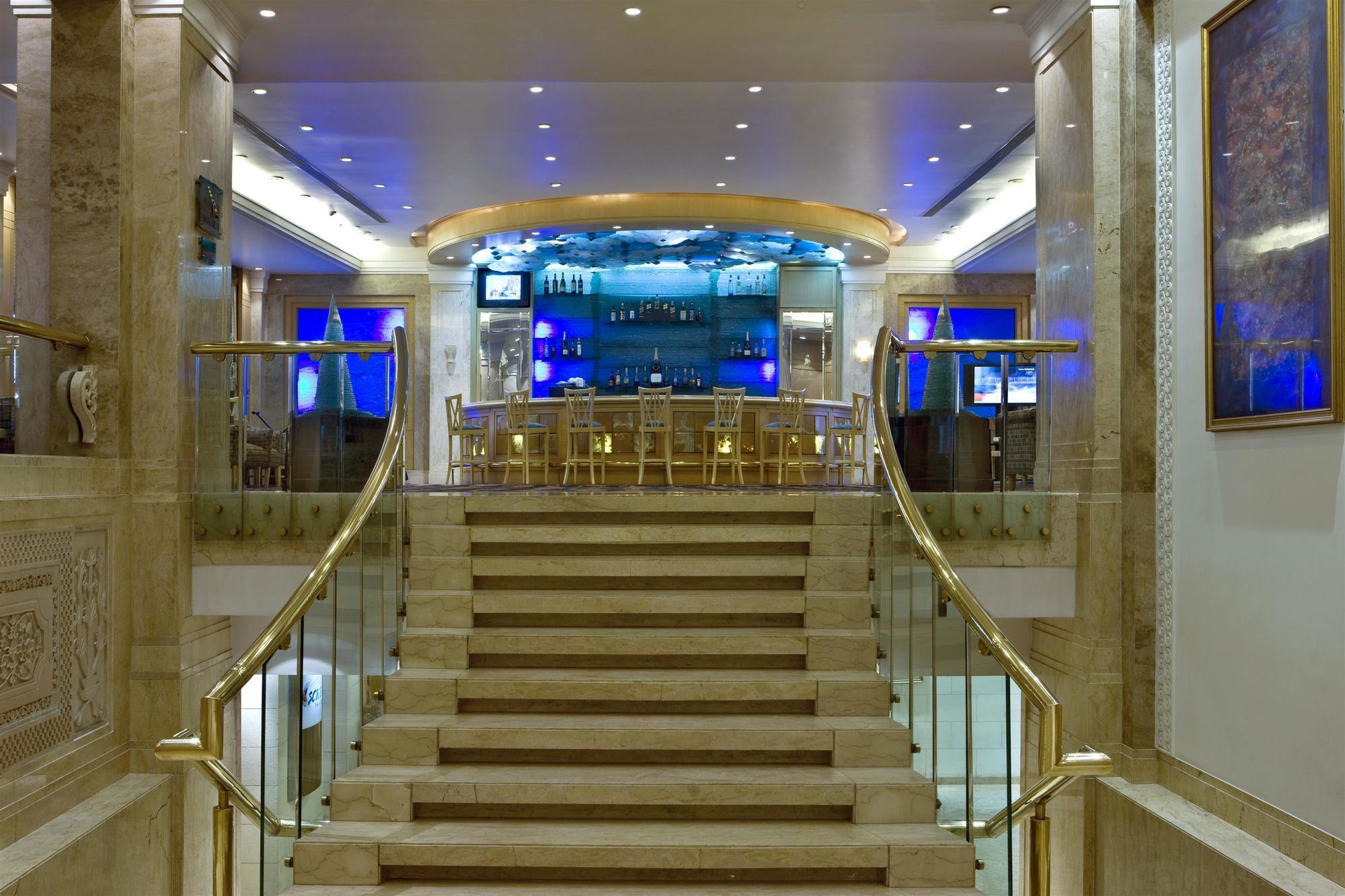 Sheraton Grand Pune Bund Garden Hotel Exterior foto